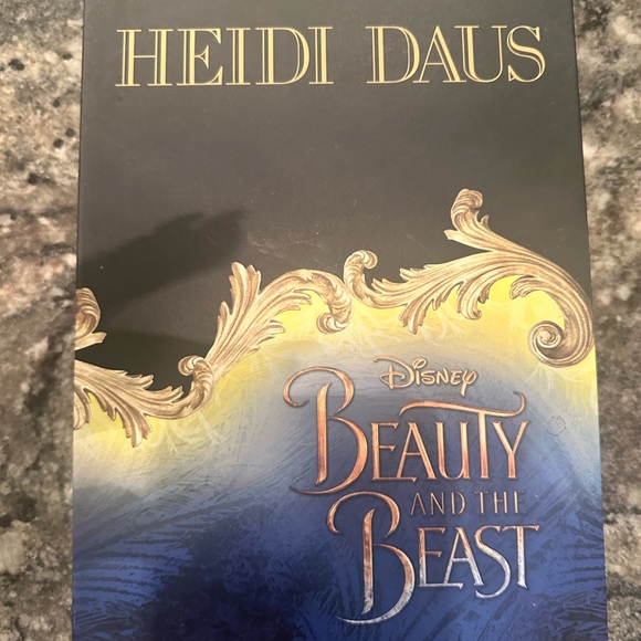 Heidi Daus Rose Necklace from Beauty and the Beast Collection - Picture 4 of 4